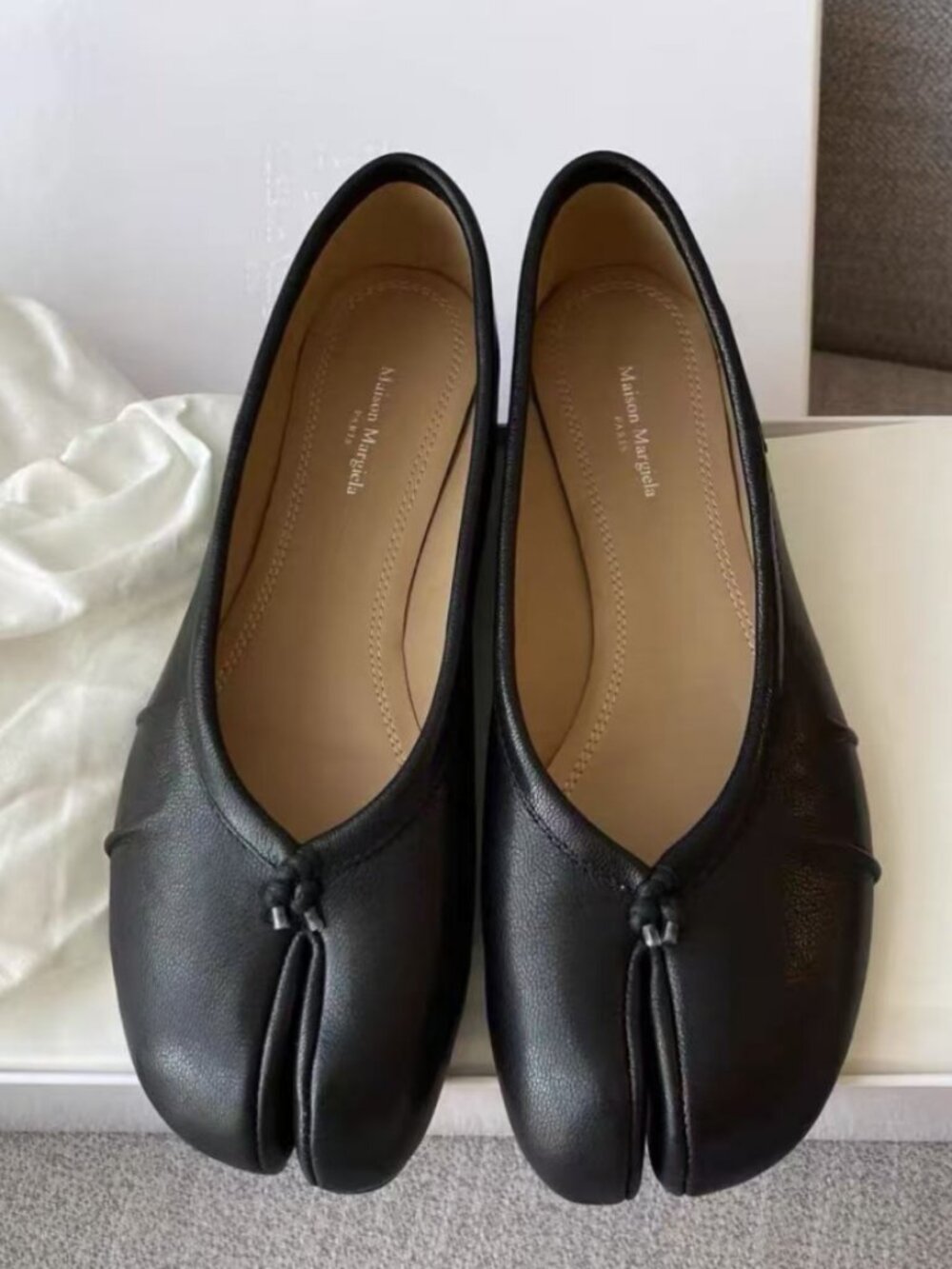 Maison Margiela Black Tabi Split‑Toe Grain Lambskin Ballet Flats